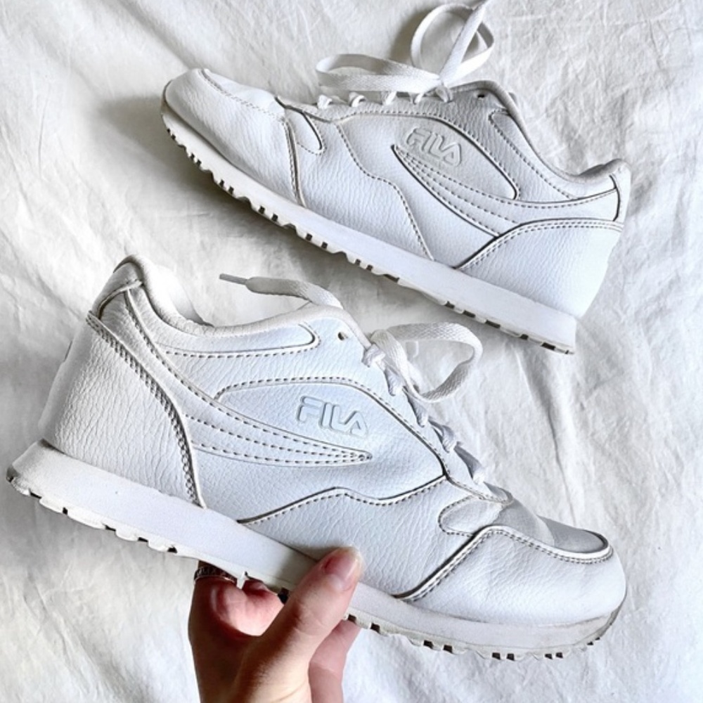 FILA ALL WHITE CLASSICO 18 SNEAKERS